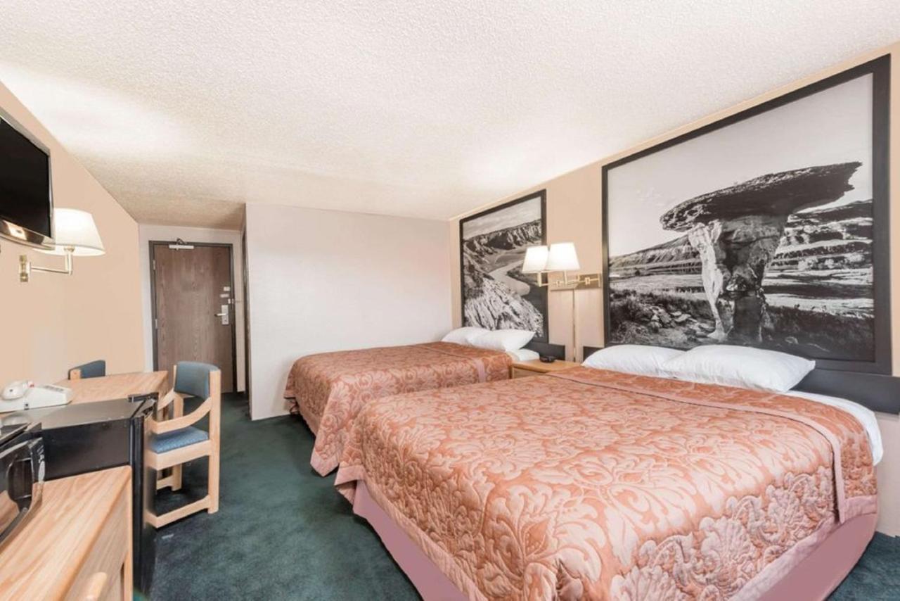 Glendive Lodge ภายนอก รูปภาพ